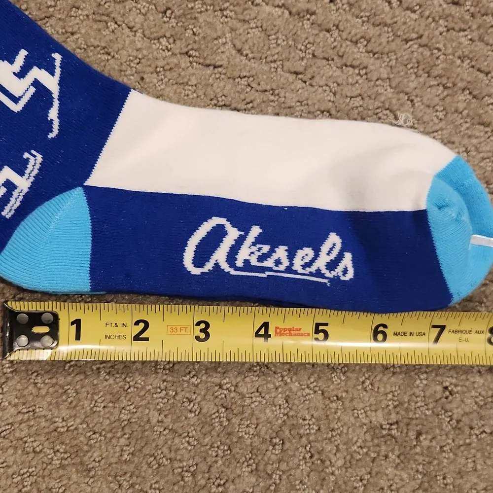 NEW Blue Mountain Ski Socks Mens ONE SIZE